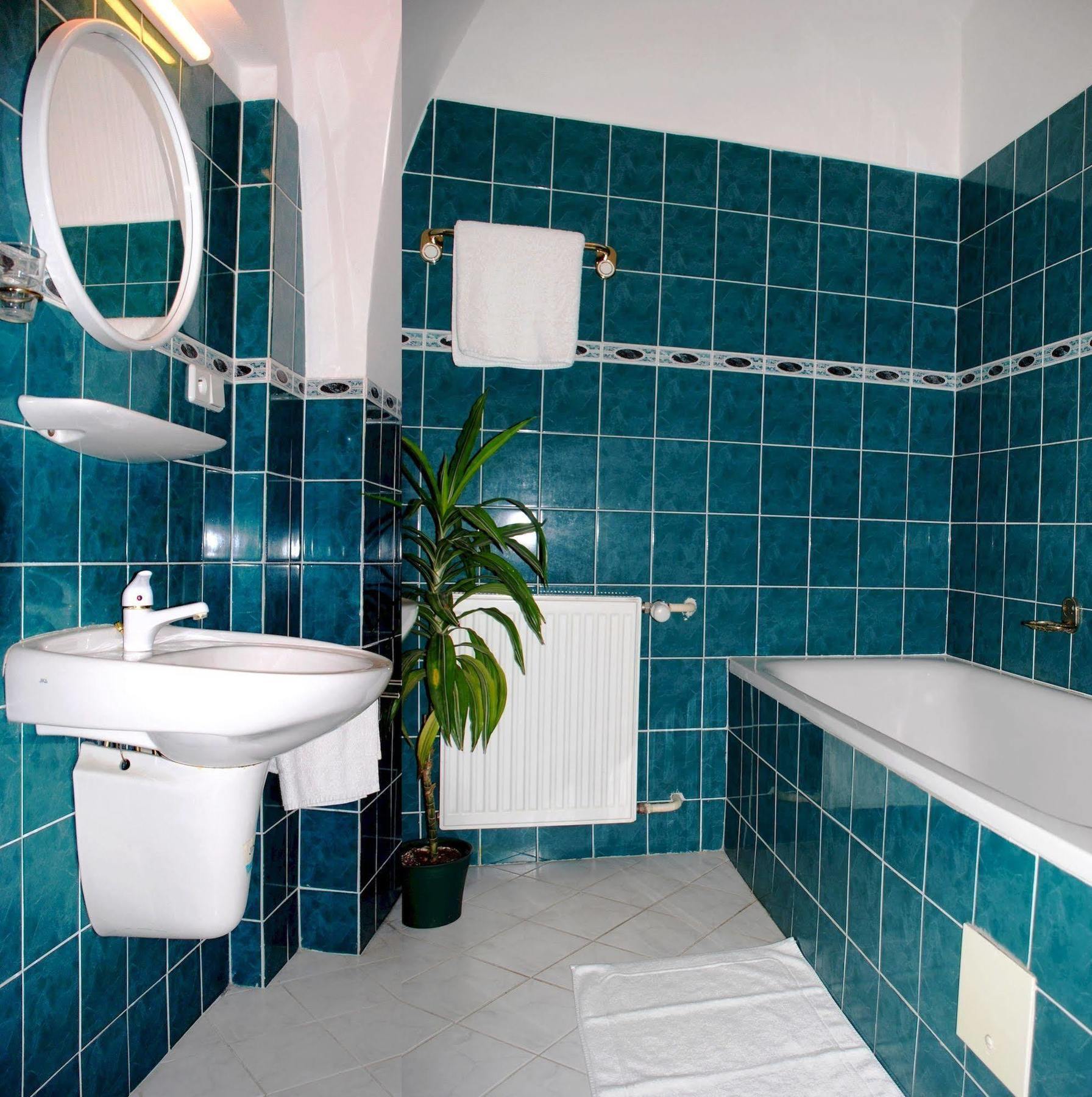 Hotel Zlaty Kohout Mladá Boleslav Esterno foto