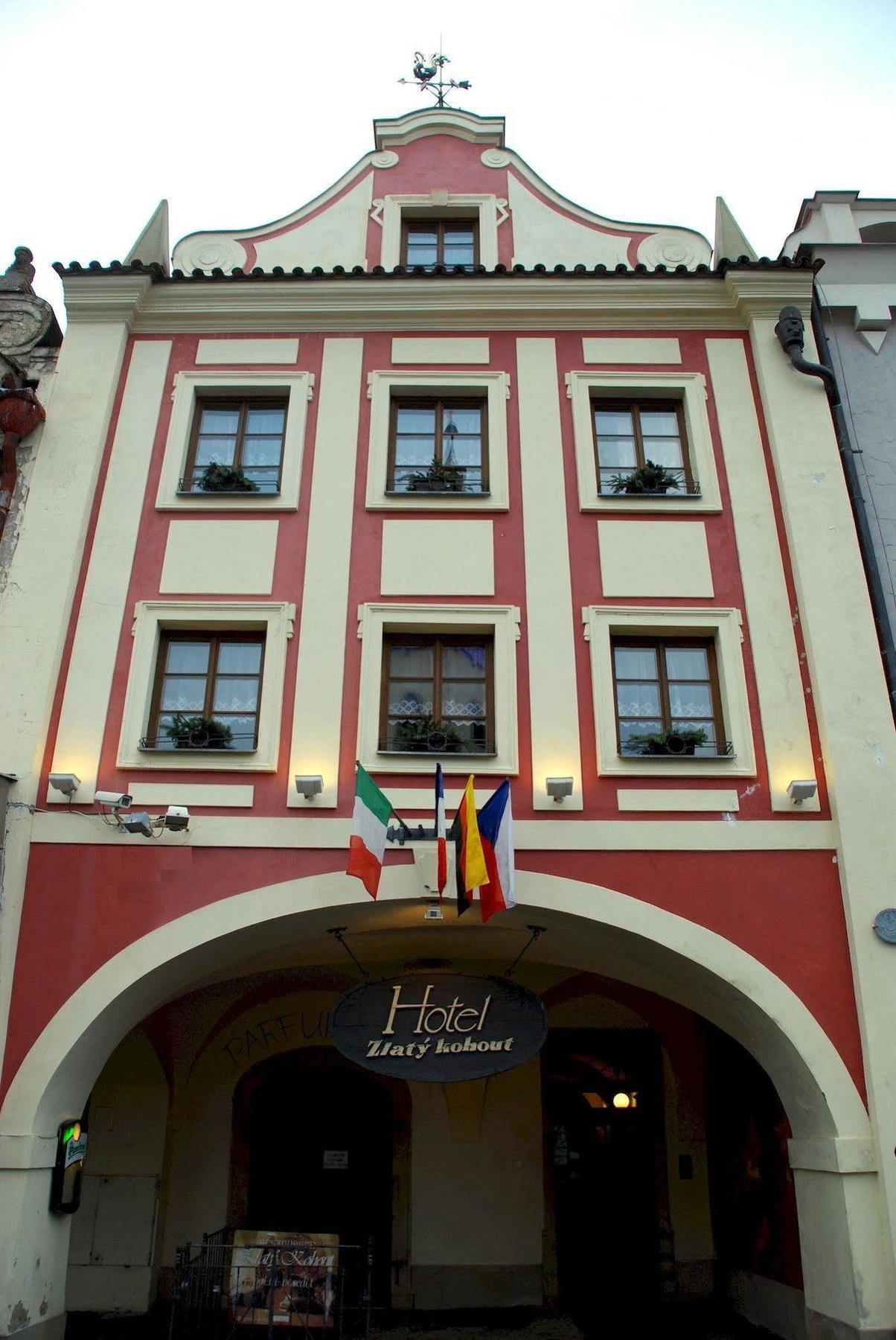 Hotel Zlaty Kohout Mladá Boleslav Esterno foto