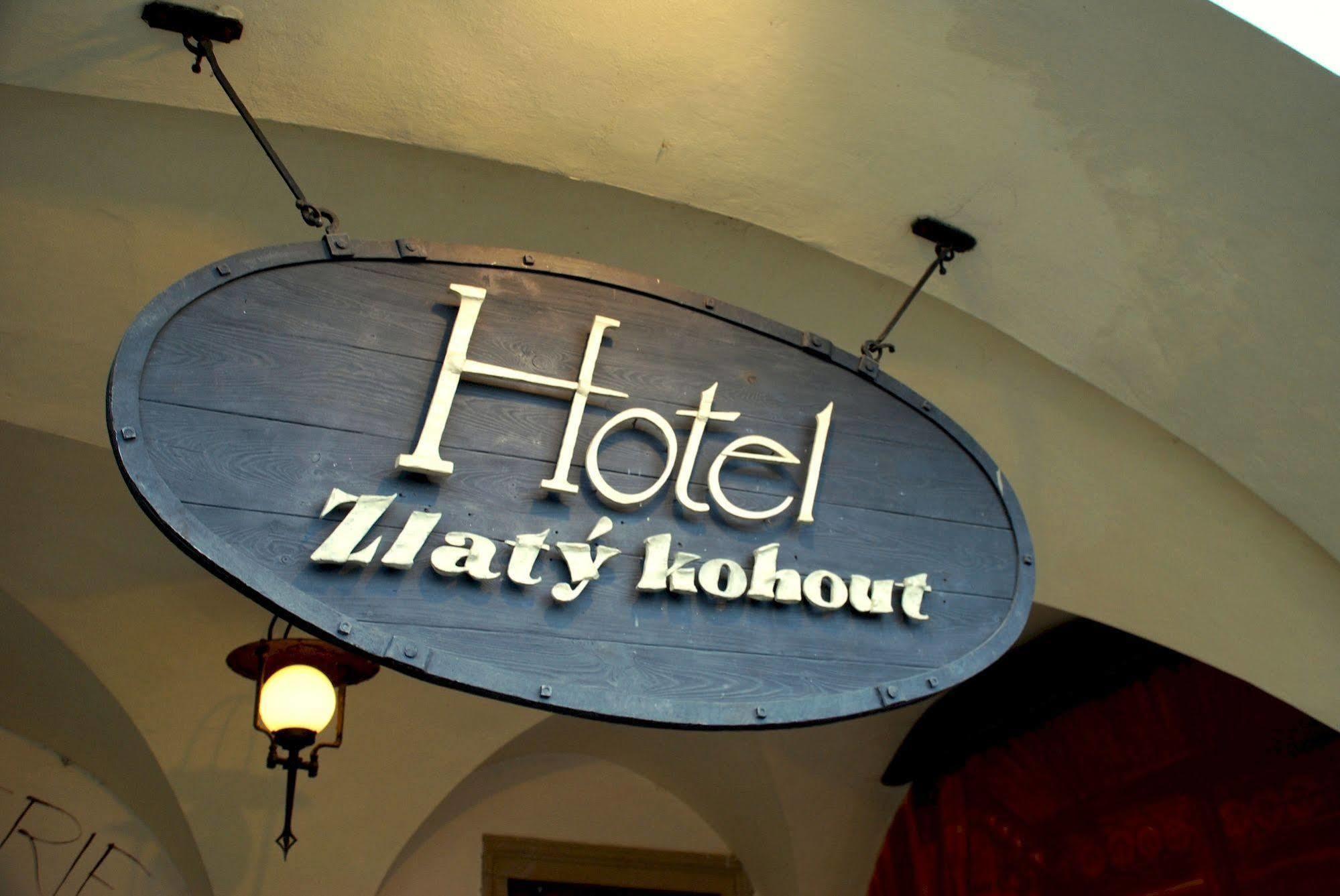 Hotel Zlaty Kohout Mladá Boleslav Esterno foto